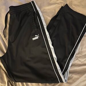 Men’s Puma track pants